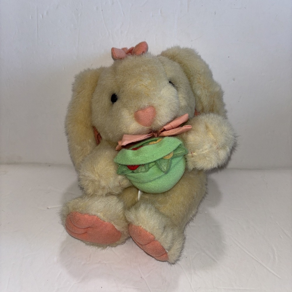 VTG Lullaby Club Baby Crib Musical Pull Toy Plush Bunny With Flower Basket Works